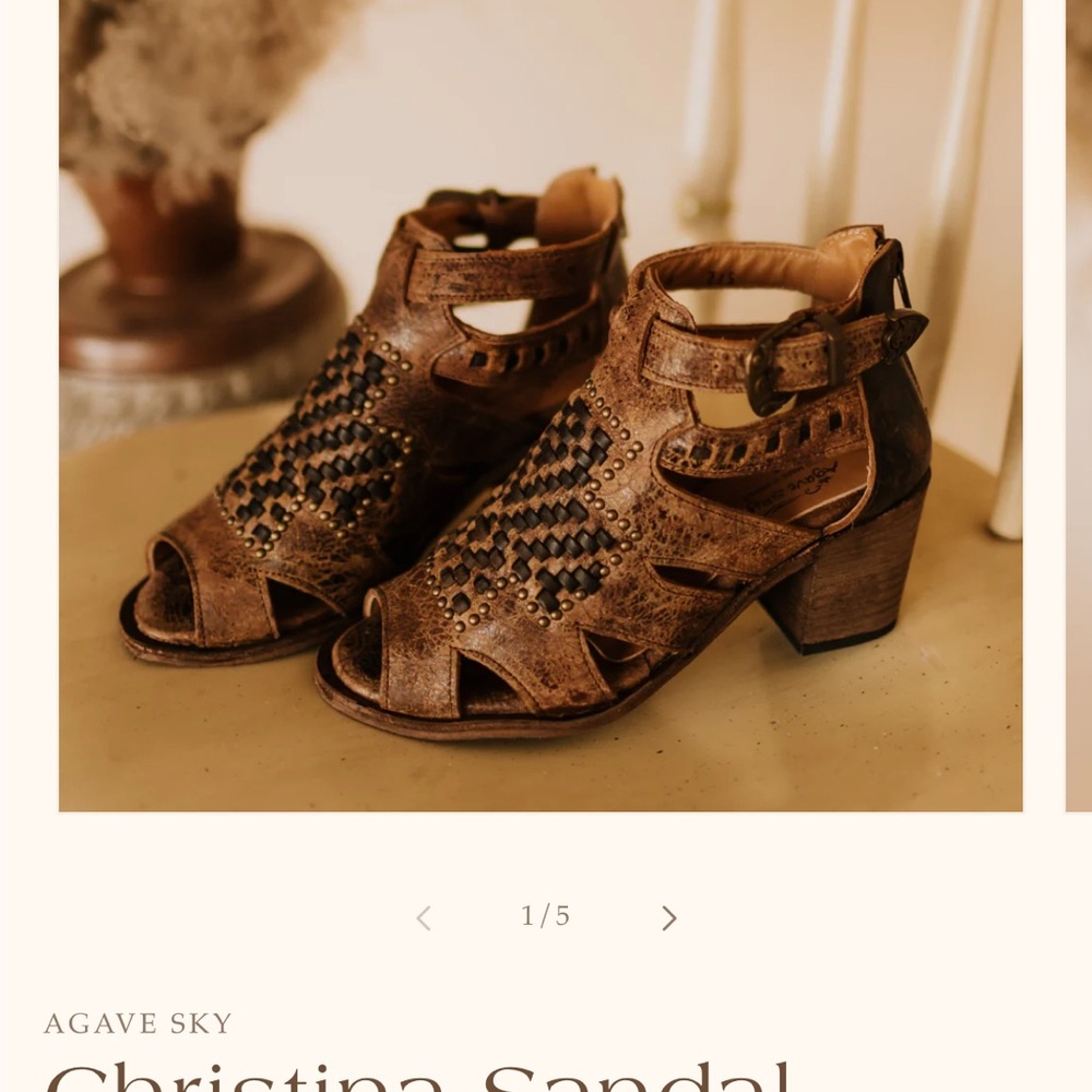 Agave Brown Sandals with Chunky Heel and Woven Design